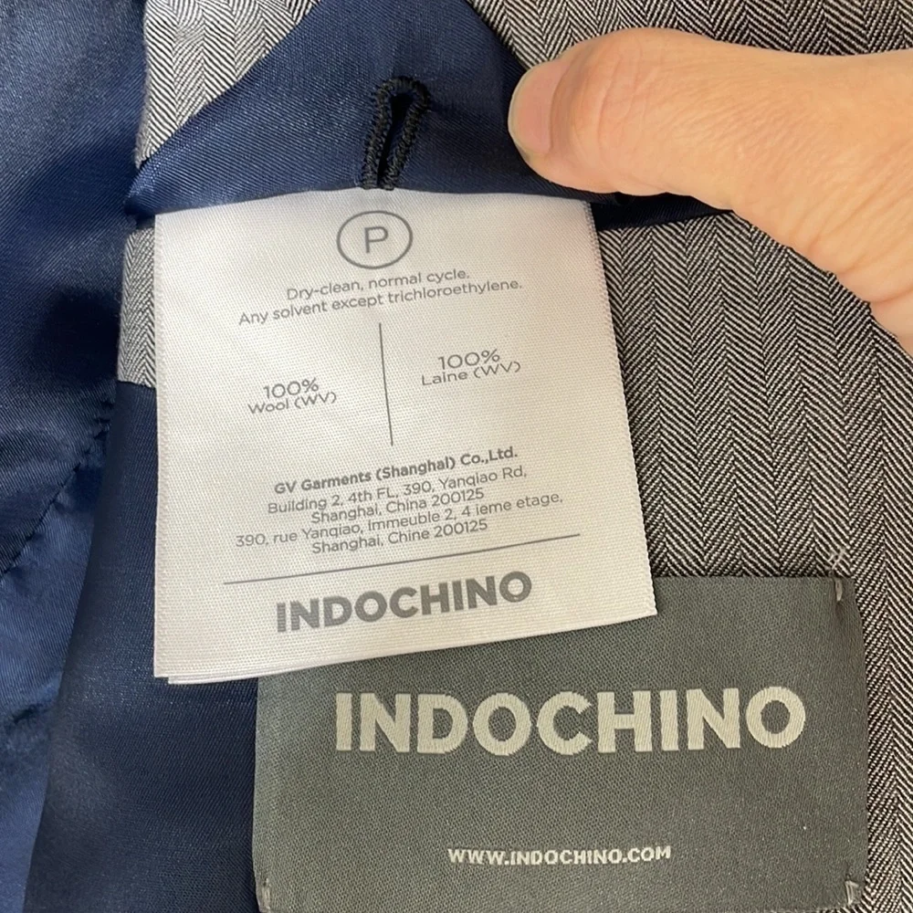 NEW! INDOCHINO Two-Button Wool Blazer. Men’s P (42R).